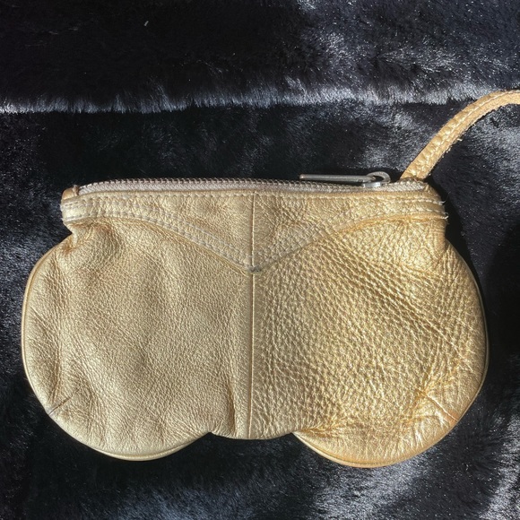 Gap Leather Gold Butterfly Wristlet Clutch Vintage Y2K - Picture 4 of 13